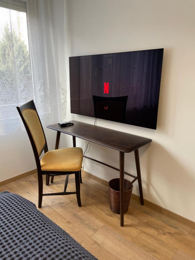 Le Petit Leisure Lägenhet Budapest Exteriör bild